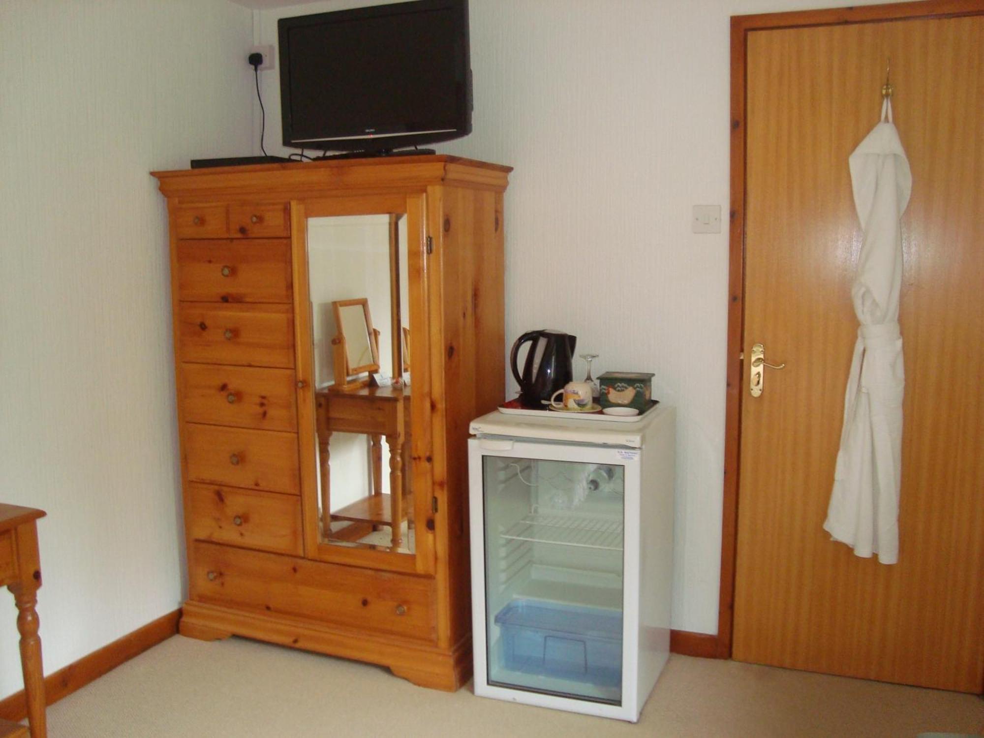 The Farmhouse Lochmeyler Llandeloy Room photo